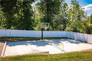 51 Sawmill Run Dr, Canfield, OH 44406 - Photo 5