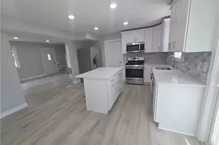 203 Paxton Rd, Eastlake, OH 44095 - Photo 9