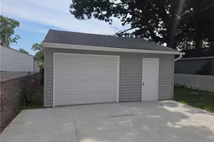 203 Paxton Rd, Eastlake, OH 44095 - Photo 25