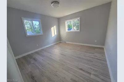 203 Paxton Road, Eastlake, OH 44095 - Photo 13