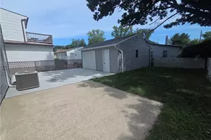 203 Paxton Rd, Eastlake, OH 44095 - Photo 33