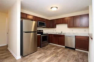 33160 Beverly Ln, Avon Lake, OH 44012 - Photo 3