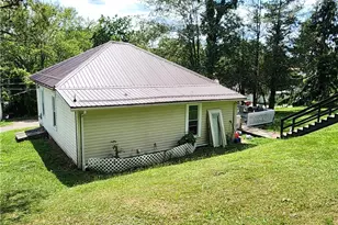 7201 Bloomfield Rd, Cambridge, OH 43725 - Photo 15