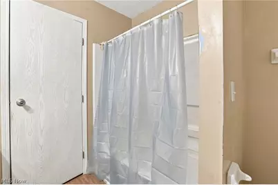 4649 Hobson Drive, Columbus, OH 43228 - Photo 9