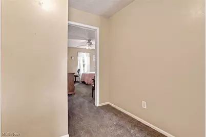4649 Hobson Drive, Columbus, OH 43228 - Photo 13