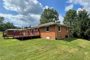 5724 Bonnie Lou Dr, New Franklin, OH 44319 - Photo 13