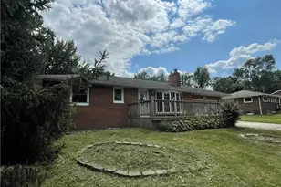 5724 Bonnie Lou Dr, New Franklin, OH 44319 - Photo 11