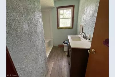 5724 Bonnie Lou Drive, New Franklin, OH 44319 - Photo 9