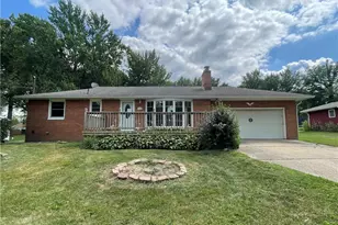 5724 Bonnie Lou Dr, New Franklin, OH 44319 - Photo 1