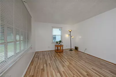 1320 19th Street NE, Canton, OH 44714 - Photo 7