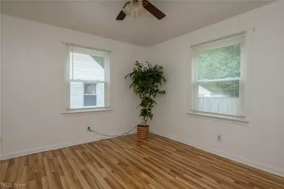 1320 19th Street NE, Canton, OH 44714 - Photo 3