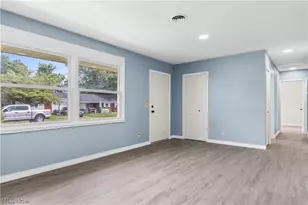 2656 22nd St NE, Canton, OH 44705 - Photo 9