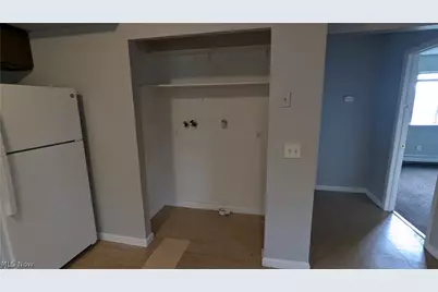2597 Cory Avenue, Akron, OH 44314 - Photo 25