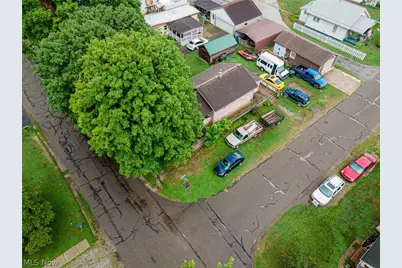 1203 Cemetery Drive, Coshocton, OH 43812 - Photo 9