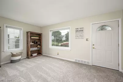 650 Prentiss Avenue, Akron, OH 44306 - Photo 7