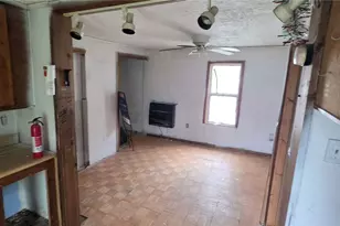 517 Dewitt St, Lorain, OH 44055 - Photo 5