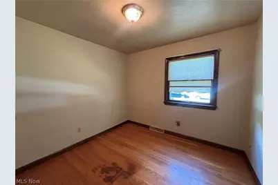 641 Matawan Drive, Campbell, OH 44405 - Photo 19