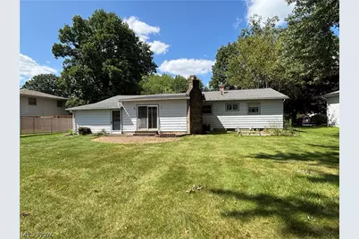 641 Matawan Drive, Campbell, OH 44405 - Photo 3