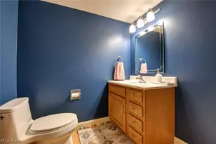 1157 Hilltop Road NW, New Philadelphia, OH 44663 - Photo 25