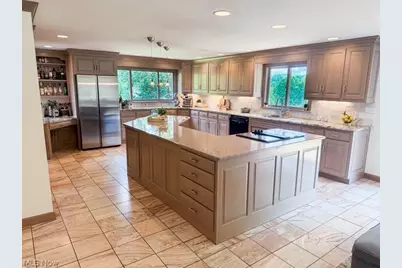 1157 Hilltop Road NW, New Philadelphia, OH 44663 - Photo 5