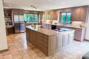 1157 Hilltop Road NW, New Philadelphia, OH 44663 - Photo 5
