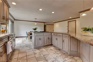 1157 Hilltop Road NW, New Philadelphia, OH 44663 - Photo 9