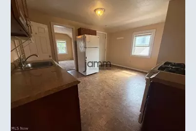 1726 Starkweather Avenue #Upper, Loveland, OH 44113 - Photo 3