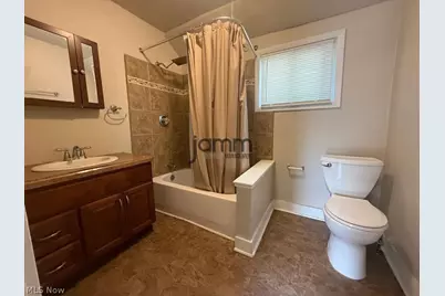 1726 Starkweather Avenue #Upper, Loveland, OH 44113 - Photo 11