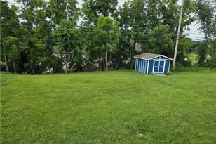 208 W Main St, New Concord, OH 43762 - Photo 11