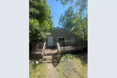 13316 Svec Avenue, Loveland, OH 44120 - Photo 1