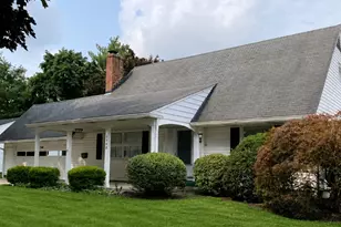 2568 16th St, Cuyahoga Falls, OH 44223 - Photo 1