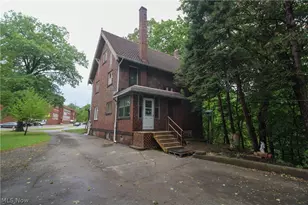 1719 Ohio Ave, Youngstown, OH 44504 - Photo 31