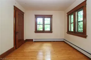 1719 Ohio Ave, Youngstown, OH 44504 - Photo 17
