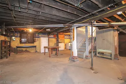 1719 Ohio Avenue, Youngstown, OH 44504 - Photo 25