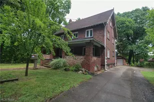 1719 Ohio Ave, Youngstown, OH 44504 - Photo 3