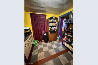 836 Main Street, Bridgeport, OH 43912 - Photo 5