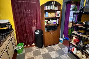 836 Main St, Bridgeport, OH 43912 - Photo 5