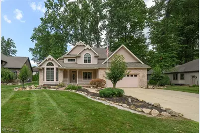 206 Shenandoah Boulevard, Barberton, OH 44203 - Photo 1