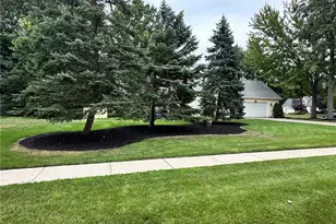 2462 Candlewood Dr, Avon, OH 44011 - Photo 9