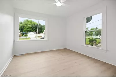 191 E Martin Street, Amherst, OH 44001 - Photo 15