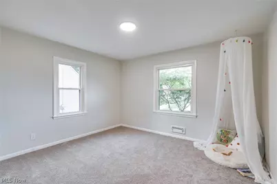 705 E Catawba Avenue, Akron, OH 44306 - Photo 13