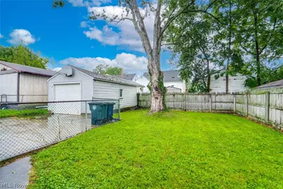 705 E Catawba Avenue, Akron, OH 44306 - Photo 25