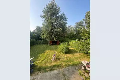 5611 Huss, Loveland, OH 44105 - Photo 3