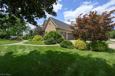 827 Mesa Verde Drive, Barberton, OH 44203 - Photo 13