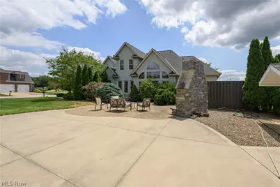 827 Mesa Verde Drive, Barberton, OH 44203 - Photo 11