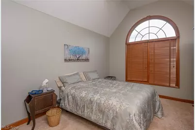 827 Mesa Verde Drive, Barberton, OH 44203 - Photo 33