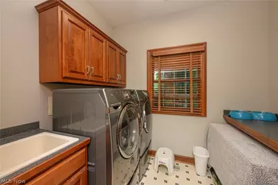 827 Mesa Verde Drive, Barberton, OH 44203 - Photo 25