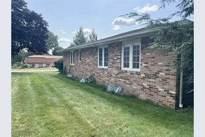 5721 Wiclif Street NE, Canton, OH 44721 - Photo 11