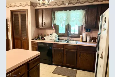 5721 Wiclif Street NE, Canton, OH 44721 - Photo 29