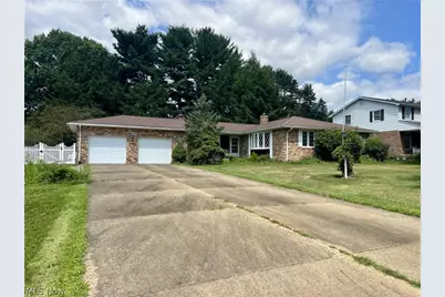 5721 Wiclif Street NE, Canton, OH 44721 - Photo 1